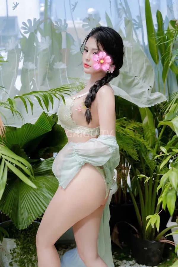 Thanh Thanh xinh cute ngực to phục vụ nhiệt tình 12