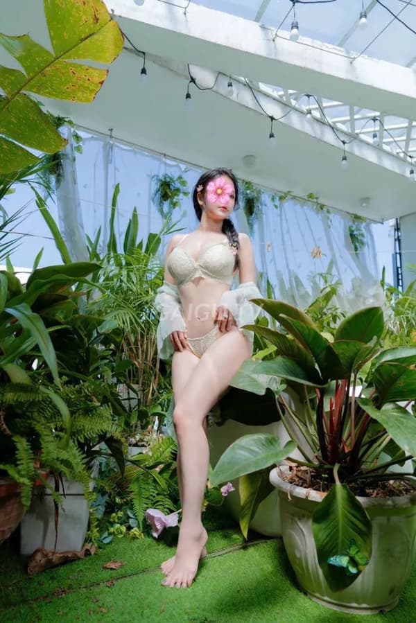 Thanh Thanh xinh cute ngực to phục vụ nhiệt tình 9