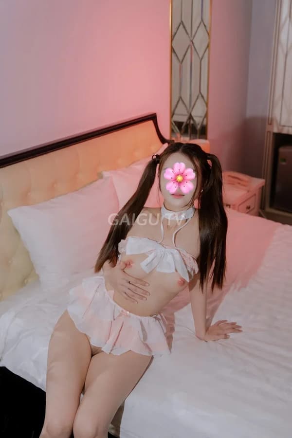 BÉ MY Bình Tân điểm 10.0 – 1.200k/shot 15