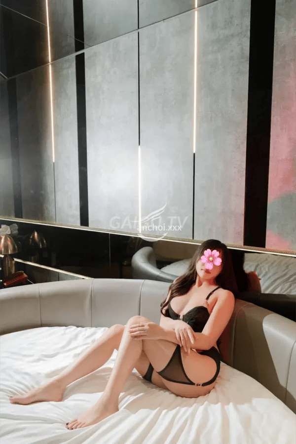 Hotgirl Tân Bình Sài Gòn 400k 3