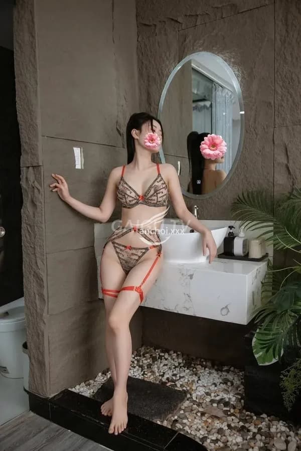 Có Clip mặt xinh chân dài phục vụ nhiệt tình như người yêu 2