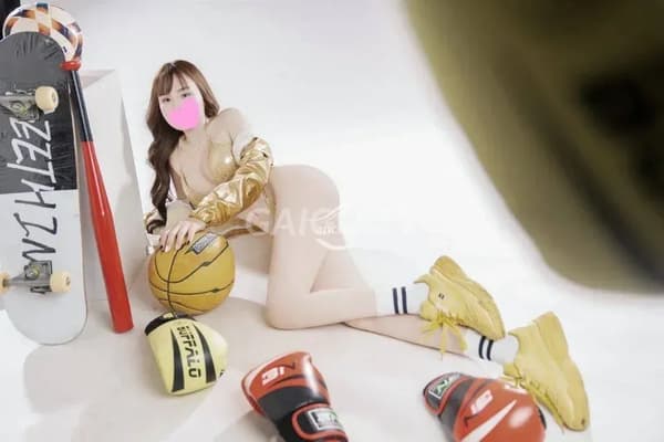 Có Clip body nóng bỏng ngực săn chắc mông cong sexy 10