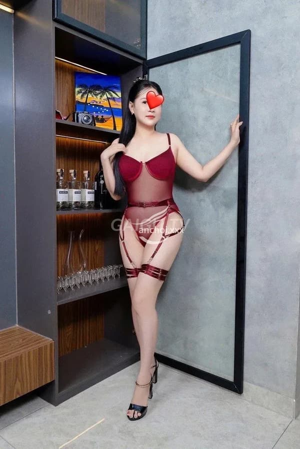 Thanh dâm đãng nhiệt tình chiều khách cực đã 8