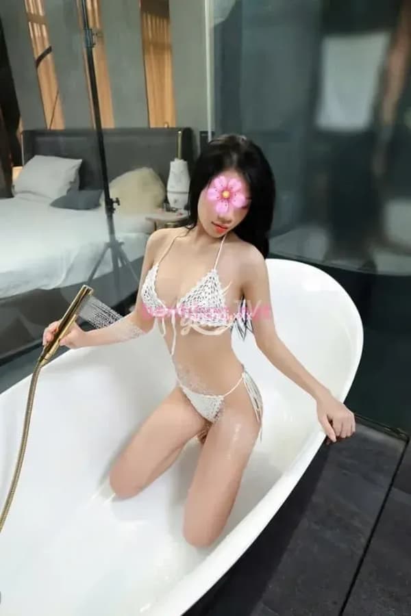 Anh Thư 21t mới về Phú Nhuận 700k 13