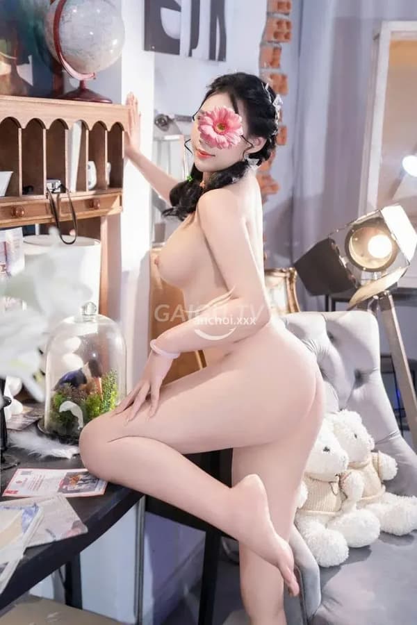 Mèo xinh xắn dâm đãng body gợi cảm chiều khách như người yêu 12