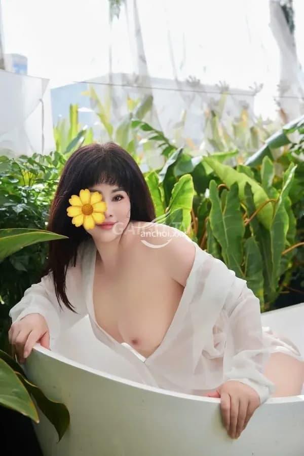 Bài Có xinh tươi chiều chuộng khách nhiệt tình 3