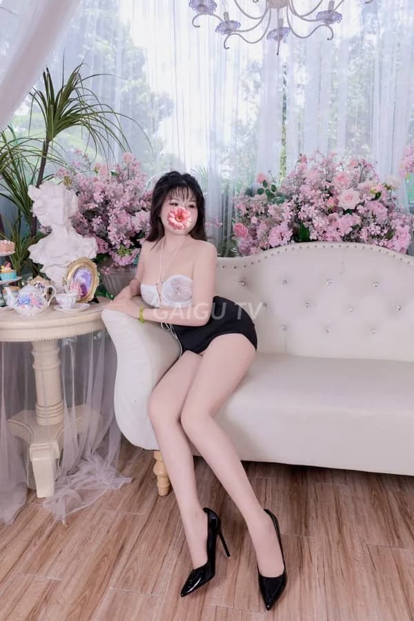 Ánh Tuyết Gò Vấp 28t dáng mũm mĩm 400k 9