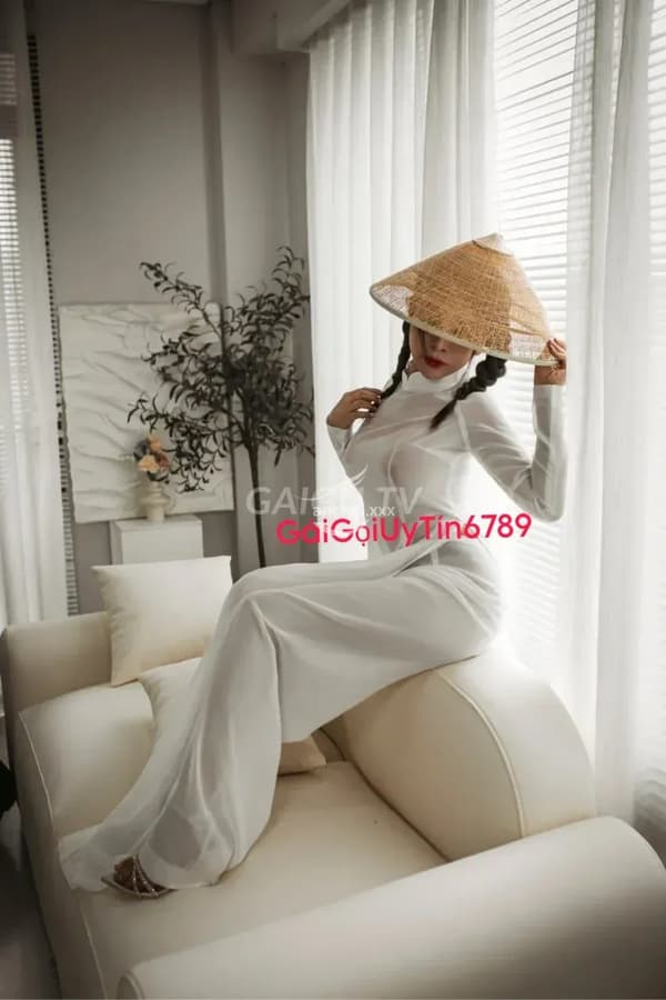 Massage Fuck dễ thương body cao ráo bốc lửa vú to mông cong 2
