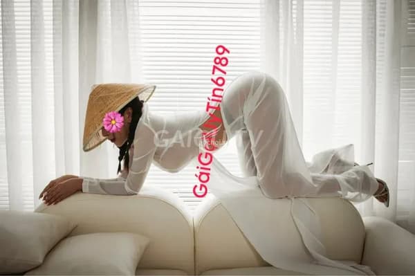 Massage Fuck dễ thương body cao ráo bốc lửa vú to mông cong 4
