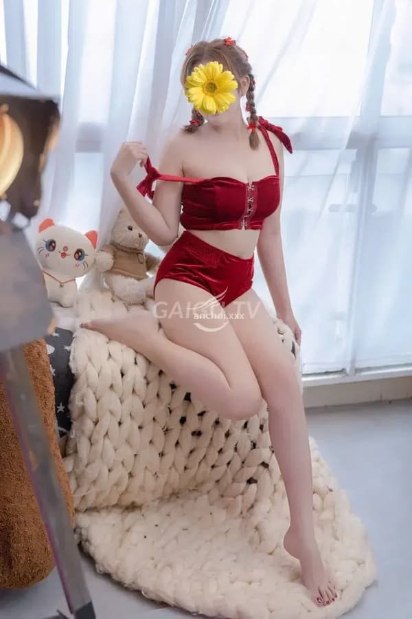Em Có Clip da trắng body bốc lửa chiều khách cuồng nhiệt 9