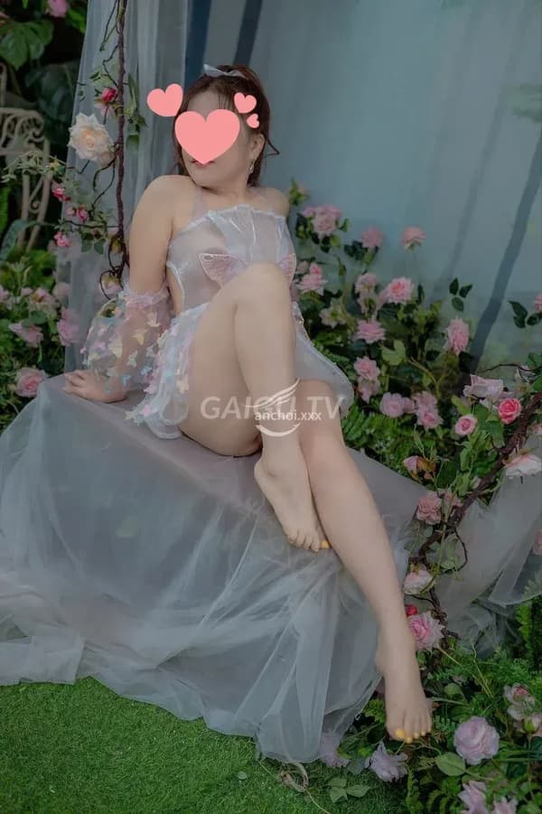 Như Quỳnh chiều khách nhẹ nhàng âu yếm 12