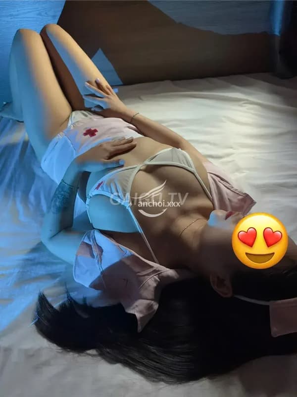 Thúy Kiều ngoan hiền dễ thương massage nhiệt tình chiều khách 6
