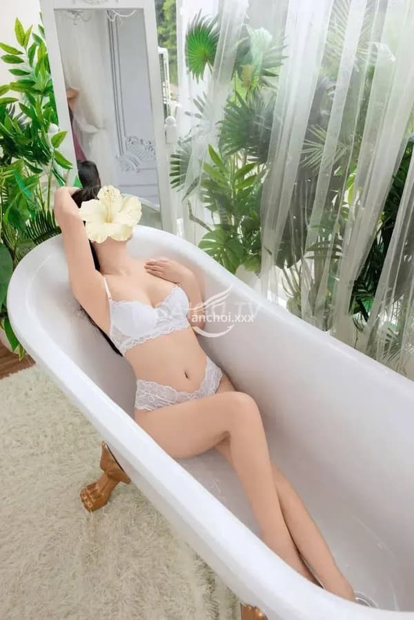 Minh Châu – gái gọi Quận 7 giá 400k, BJ, Hôn vú, 27 tuổi 16