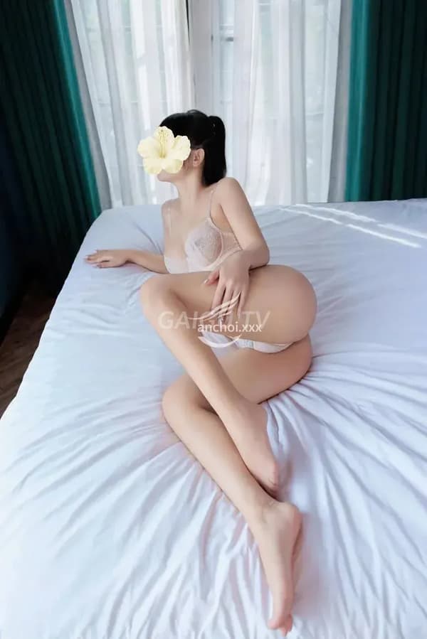 Minh Châu – gái gọi Quận 7 giá 400k, BJ, Hôn vú, 27 tuổi 17