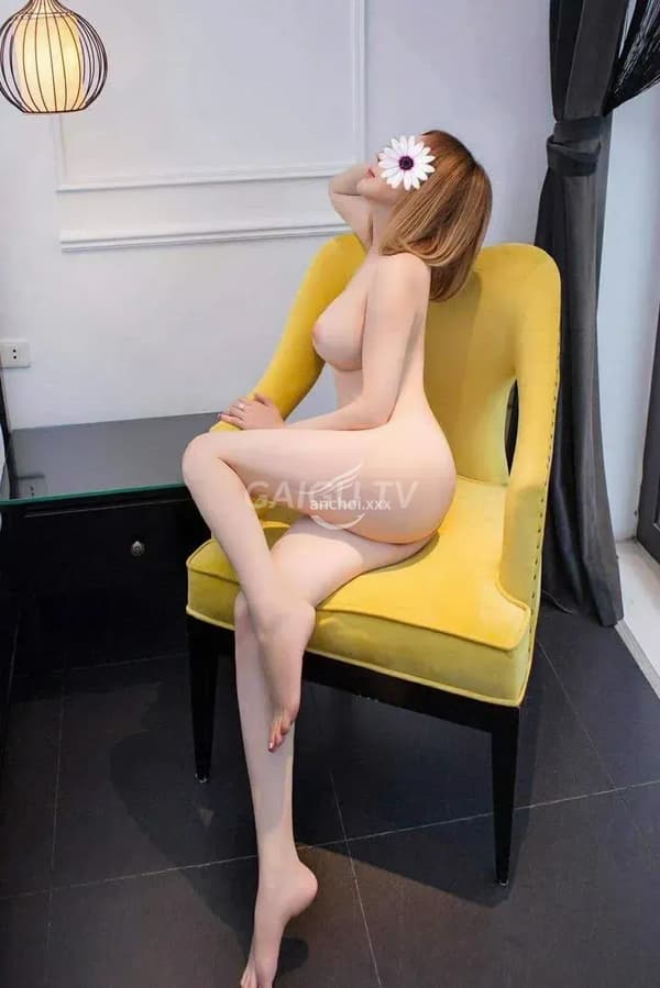 Tuệ Nhi xinh mát da trắng dáng cao ráo phục vụ nhiệt tình nhẹ nhàng 5