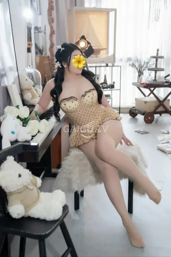NEW NGỌC NHI VÚ KHỦNG Quận 9 điểm 10.0 – 400k/shot 12