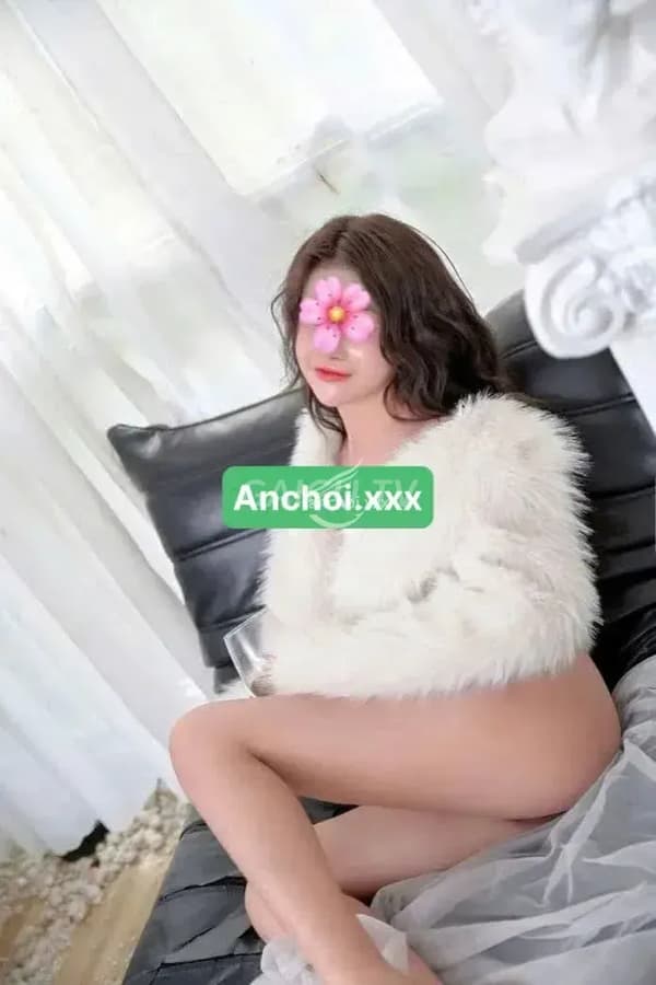 Hạ Chi Biên Hòa 700k xinh xắn da trắng mịn 11
