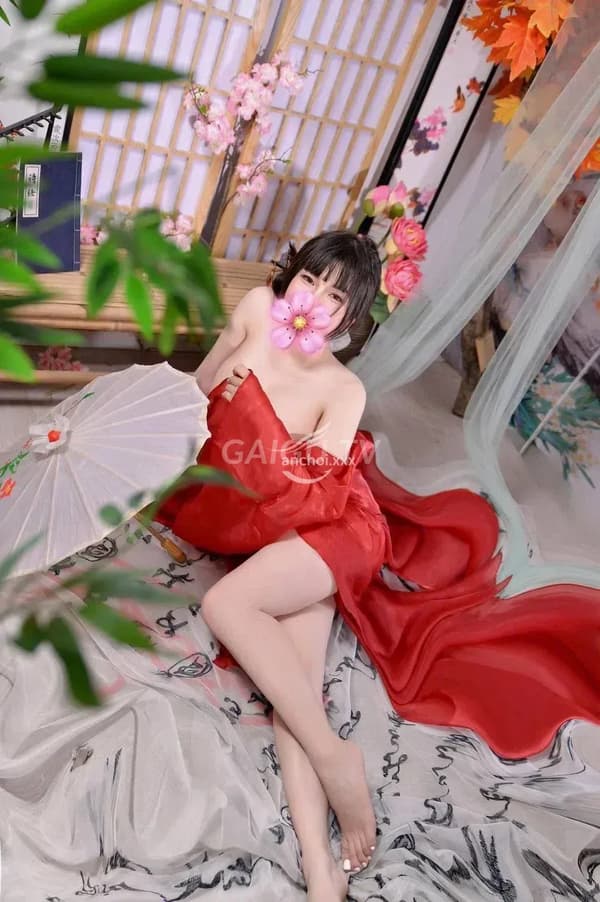Ly Ly ngoan hiền kín đáo phục vụ nhẹ nhàng như người yêu 13
