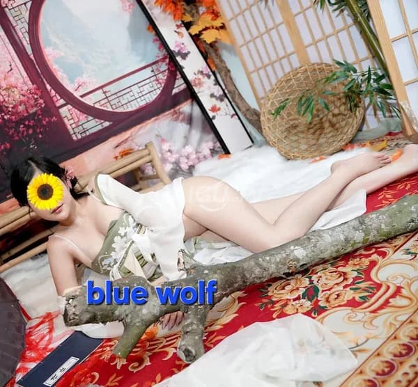 Anh Thư phục vụ nhẹ nhàng hiền hậu như người yêu 17