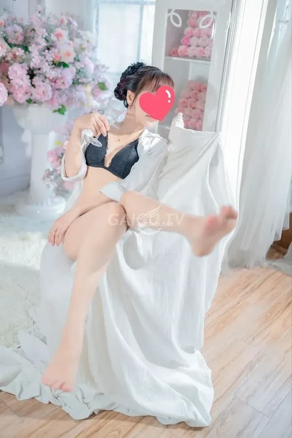 Băng nhi nhẹ nhàng chiều khách hết mình 4