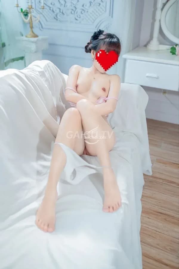 Băng nhi nhẹ nhàng chiều khách hết mình 6