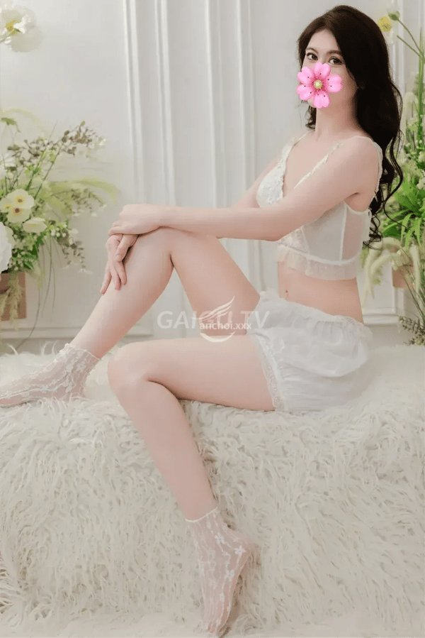 Hàng Nha Trang: Thảo Chi 2K5 giá 500k 8