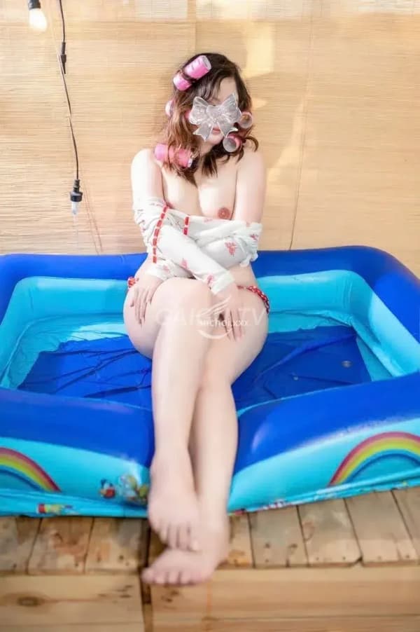 Huyền Anh ngọt ngào tình cảm 3