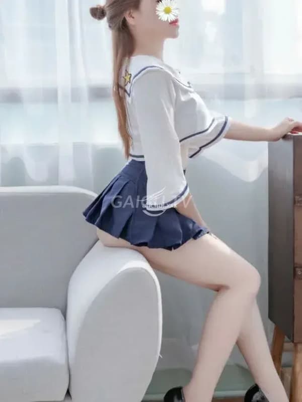 YẾN VY XINH DÂM PHỤC VỤ VUI VẺ – gái gọi Đức Hòa giá 300k, BJ, Hôn vú, 32 tuổi 3