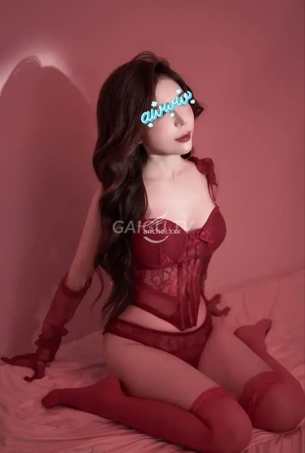 Bé Sam xinh dáng nhỏ nhẹ nhàng chiều khách hết mình 1