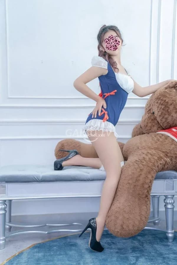 Gg xinh xắn dáng chuẩn mông căng nhẹ nhàng như người yêu 11