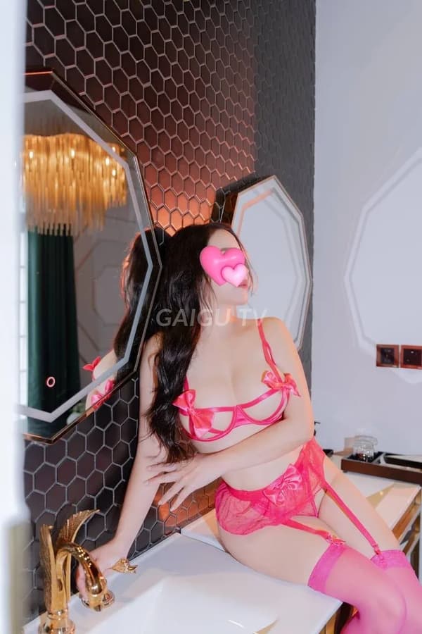PHƯƠNG NHI NUMBER ONE SIÊU PHẨM XINH Bình Tân – 500k/shot 6