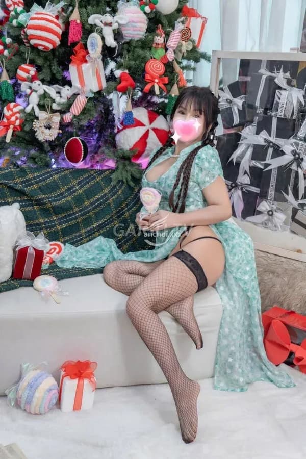 Hàng Tân Uyên: GG.QUỲNH ANH MÁY BAY DÂM ĐÃNG, BÚ LIẾM giá 200k 5