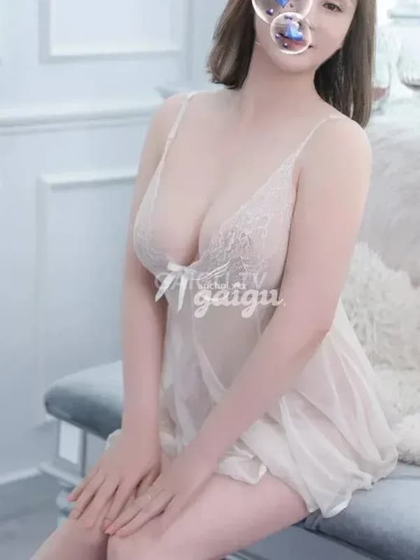 Lisa Máy Tân Uyên Bình Dương 200k 16