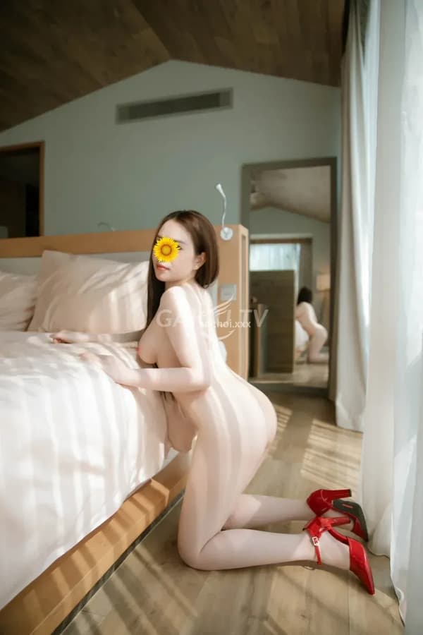 ÁI VY THÂN THIỆN LÀM TÌNH DÂM VUI VẺ 300k Bình Tân – BJ · HJ · 30 tuổi 1