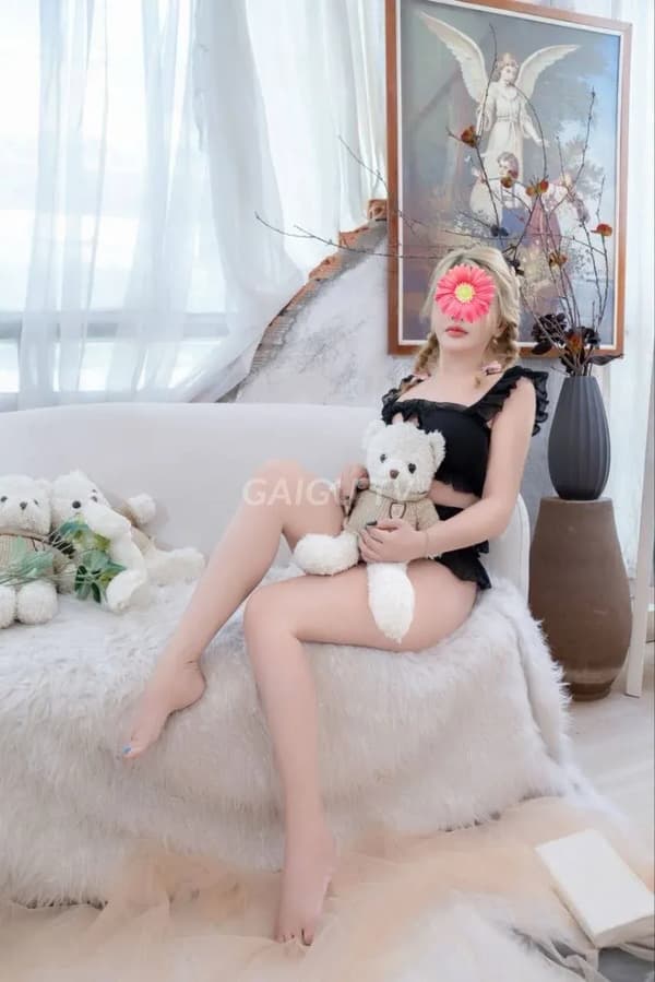 Lili Quận 8 – 400k/shot 5