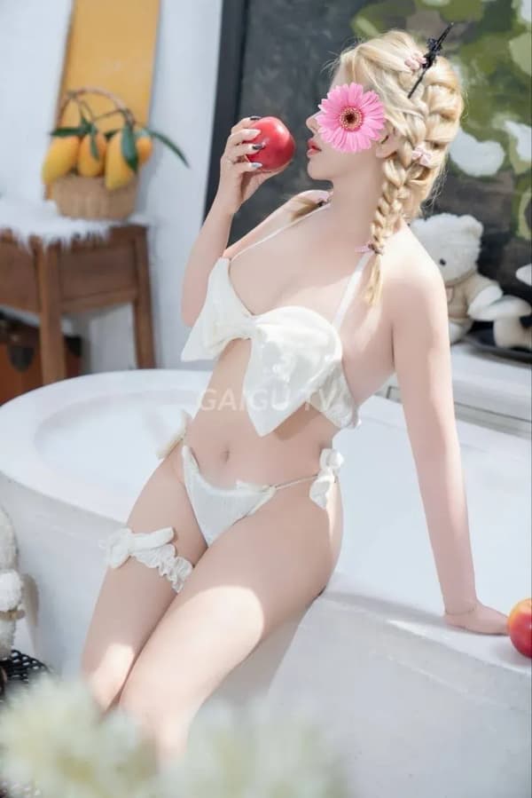 Lili Quận 8 – 400k/shot 7