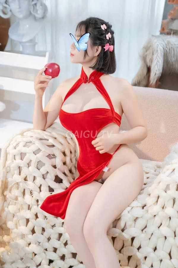 Em da mịn màng vú bự mông cong Bự Yến 3