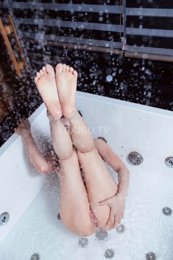 Mỹ Anh nhiệt tình như người yêu 17
