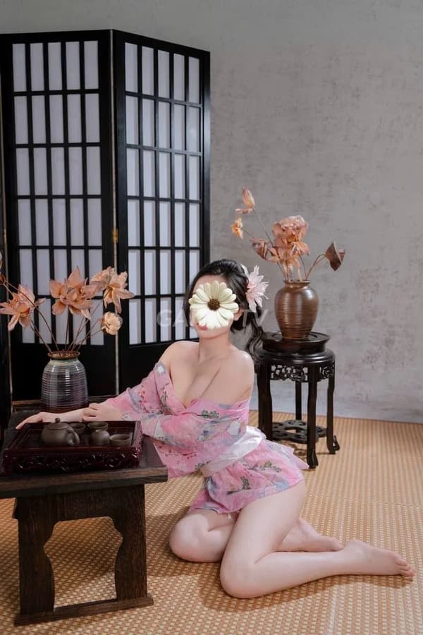 Trâm Anh Quận 10 Sài Gòn 700k ngọt ngào con nhà lành 9