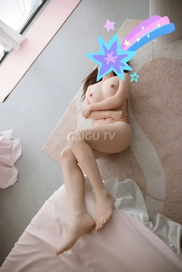 Quỳnh Quỳnh siêu dâm nhiệt tình chiều khách cực đã 2