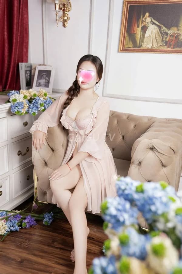 Kiểm Định Nguyệt Nhi Mới Vào Nghề, Dịch – gái gọi Bình Tân giá 400k, BJ, Hôn 2