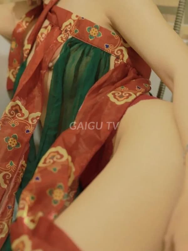 Hạ Vy hotgirl Nha Trang 600k dáng chuẩn mẫu 7