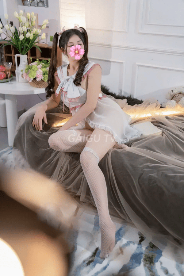 Như Quỳnh nhẹ nhàng chiều khách 7