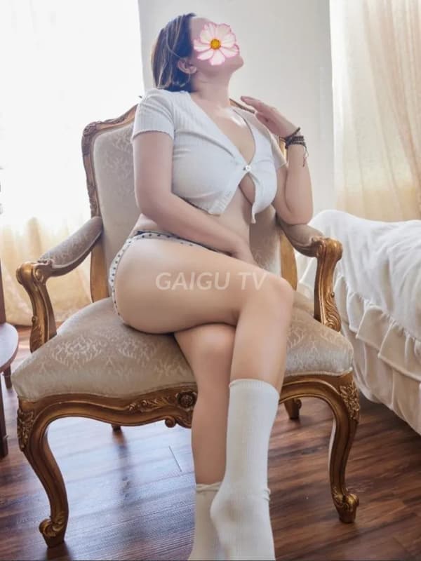 Hàng Quận 8: Thúy Vy giá 200k 6