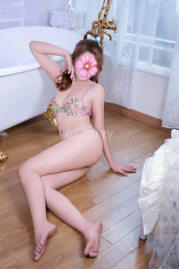 QUỲNH ANH XINH DÂM LÀM TÌNH CHUYÊN Bà Rịa – 300k/shot 6