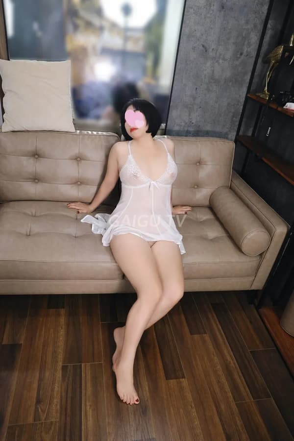 Chị chiều chuộng vui vẻ nhiệt tình như người yêu 2