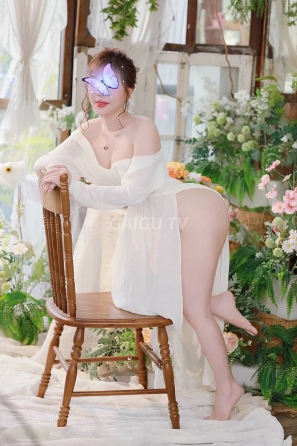 Anh Thơ Xinh Trắng Đẹp Từng Centimet Gò Vấp điểm 10.0 – 400k/shot 4