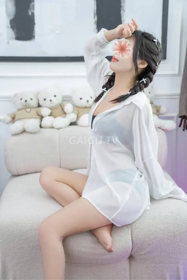 Khánh Chi BODY RỰC LỬA – gái gọi Quận 9 giá 500k, BJ, HJ, 24 tuổi 3