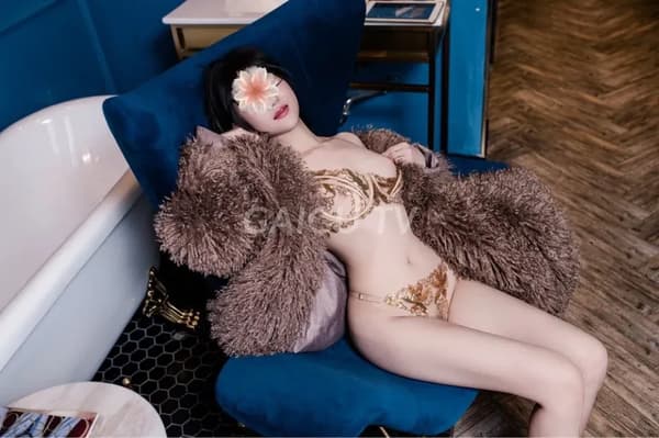 Yến Nhi Xinh, Trắng, Body Bốc Lửa 700k Thủ Dầu Một – BJ · HJ · 31 tuổi 9