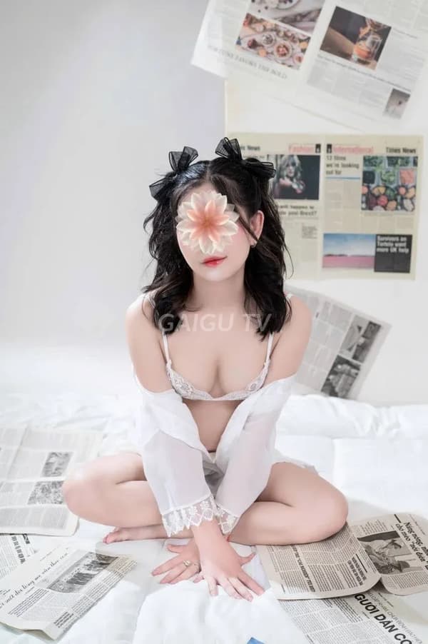 Gái gọi Cầu Giấy Ngọc Anh BODY RỰC LỬA, NGỌT NGÀO QUYẾN 500k 2